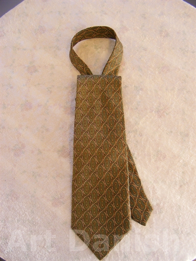 29124 SLIPS 1,40 cm lång, 10 cm bred.   Nye brede slips new wide ties